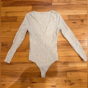 Abercrombie Heather Gray Long Sleeve V-Neck Bodysuit